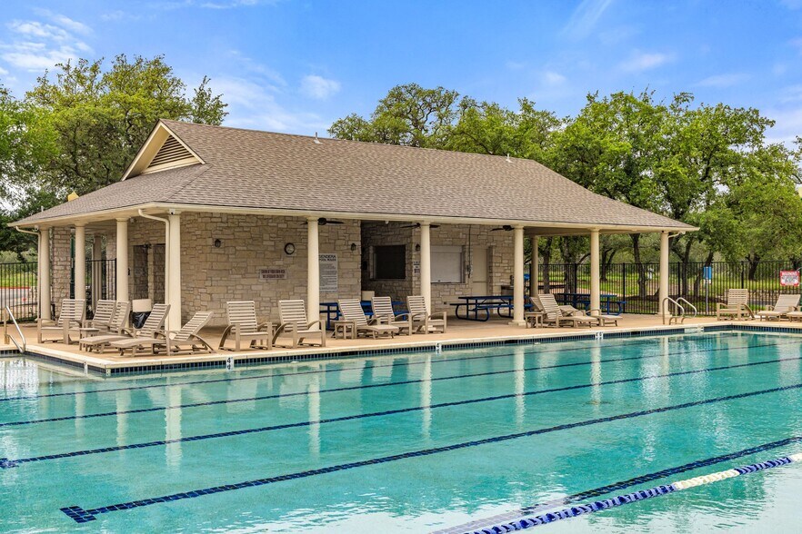 More Photos Of 4416 Campo Verde Dr, Austin Multifamily For Sale