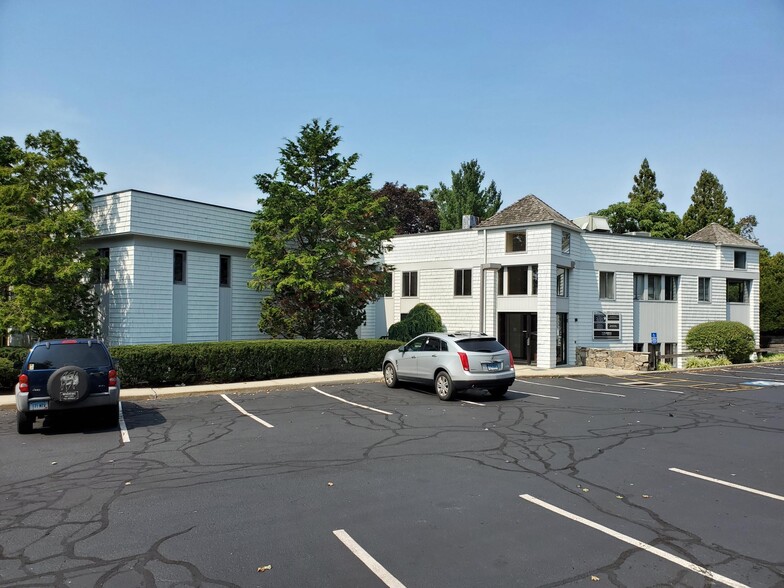 Primary Photo Of 162 Kings Hwy N, Westport Medical For Lease