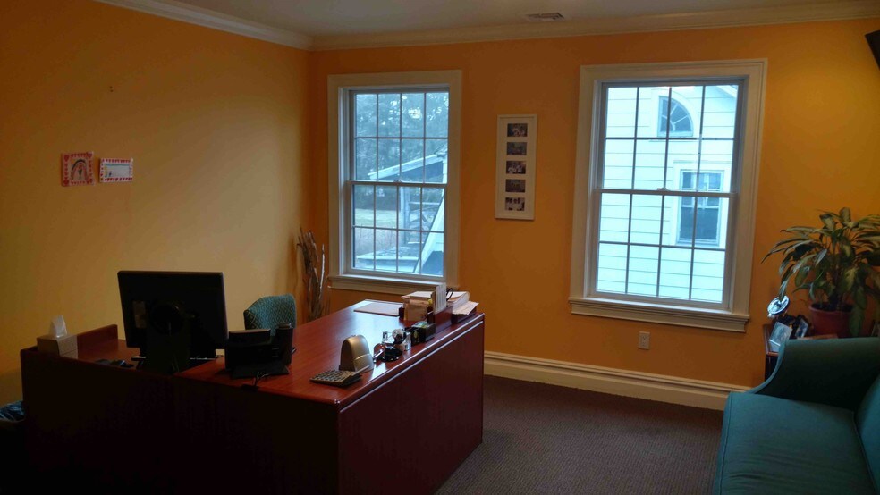 More Photos Of 104 Smith Ave, Mount Kisco Office For Lease