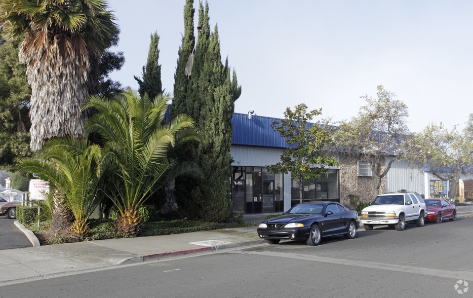 More Photos Of 25733 Dollar St, Hayward Auto Repair For Lease