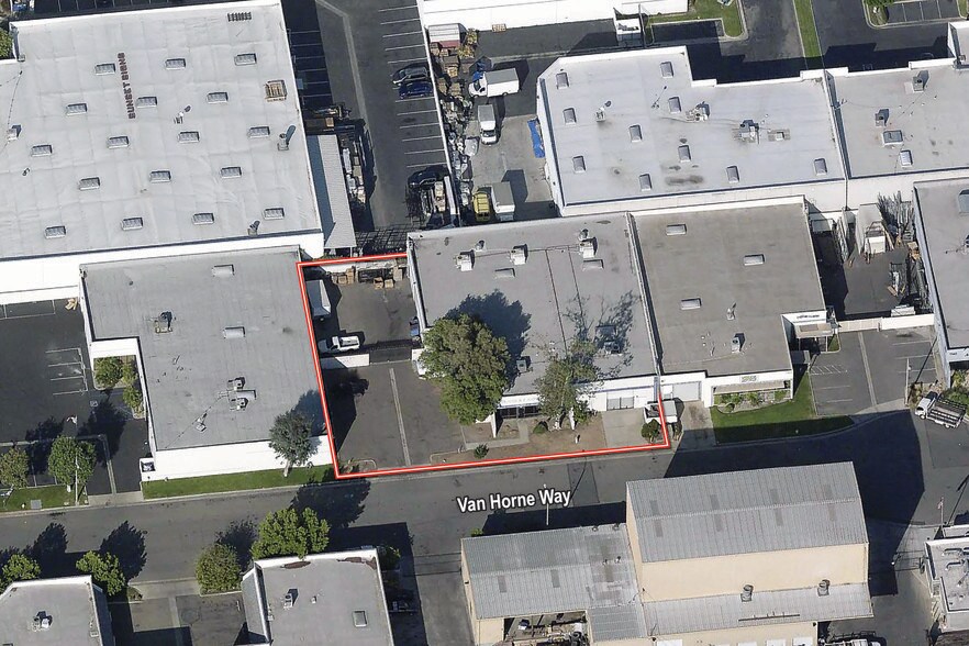 More Photos Of 1170 N Van Horne Way, Anaheim Warehouse For Lease