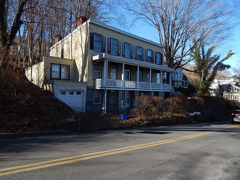 Primary Photo Of 125 Hudson Ter, Piermont Apartments For Sale