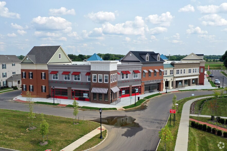 More Photos Of 90-105 Saddle Way, Chesterfield Apartments For Lease
