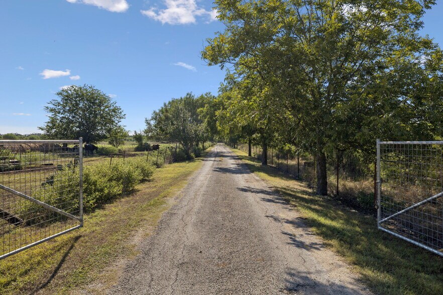 More Photos Of 13146 Galm Rd, San Antonio Land For Sale
