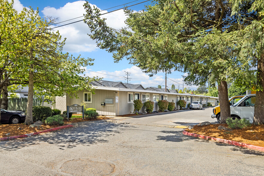 Primary Photo Of 731 5th Ave S, Kent Apartments For Sale