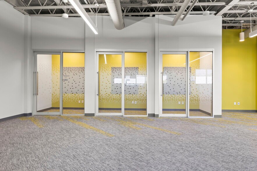 More Photos Of 6398 Cindy Ln, Carpinteria Office For Sale