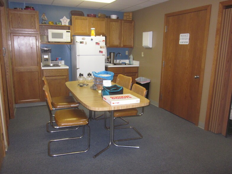 More Photos Of 1599 N Hermitage Rd, Hermitage Medical For Lease
