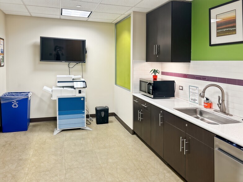 More Photos Of 2723 S State St, Ann Arbor Coworking Space