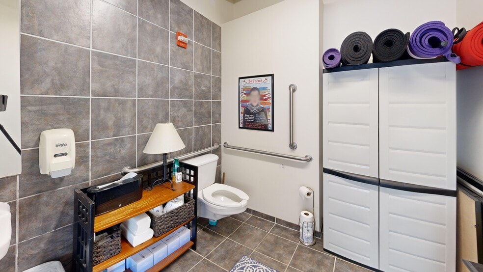 More Photos Of 513 W Broad St, Falls Church Apartments For Sale