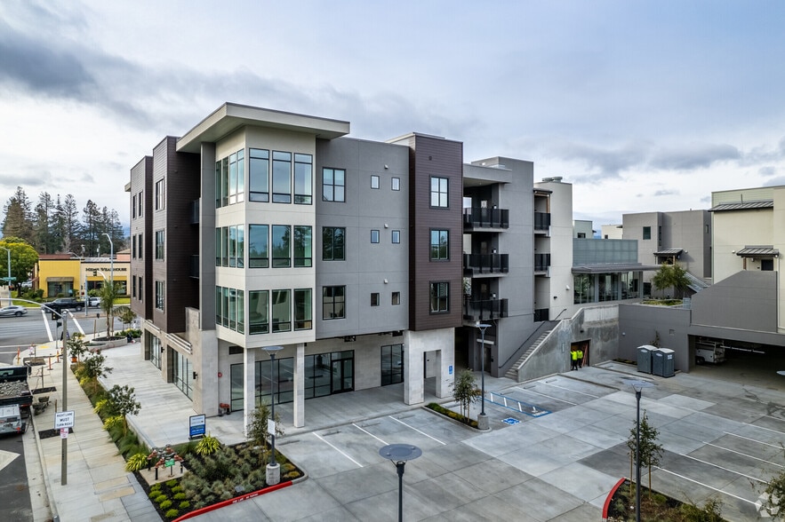More Photos Of 829 W El Camino Real, Sunnyvale General Retail For Lease