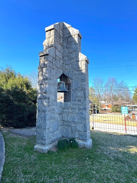 More Photos Of 3099 Stone Mountain St, Lithonia Religious Facility For Sale