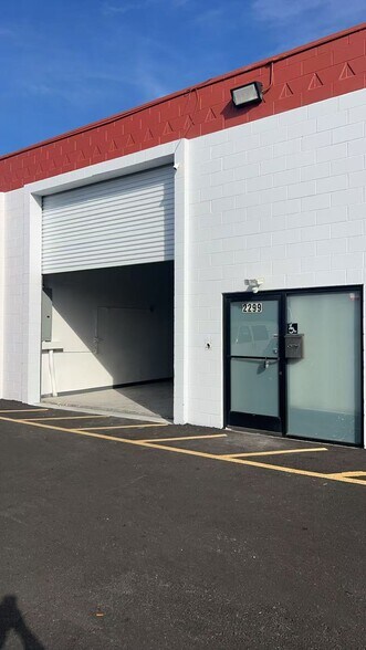 More Photos Of 2297-2317 American Ave, Hayward Warehouse For Sale