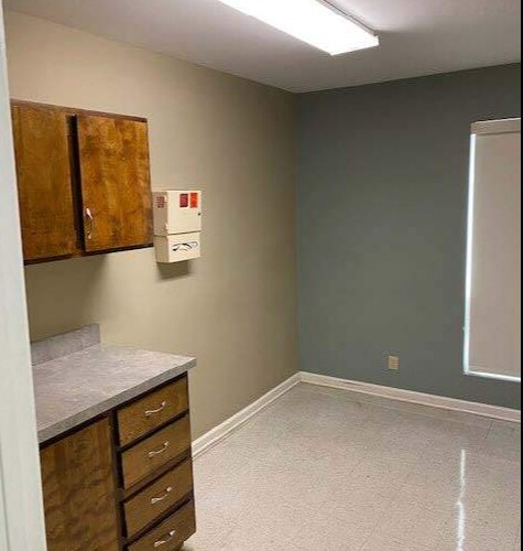 More Photos Of 1509 W 3rd St, Farmville Medical For Lease