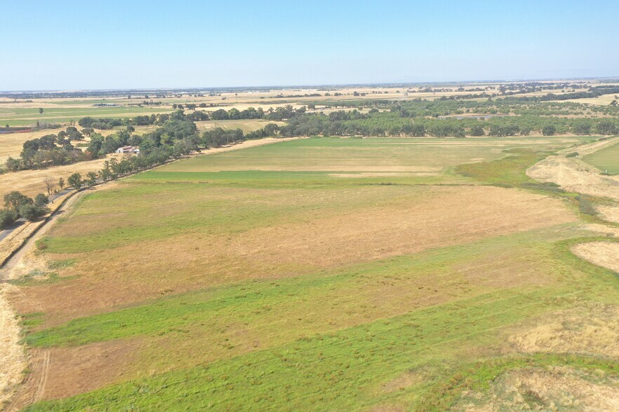 More Photos Of 4873 Gladding Rd, Lincoln Land For Sale