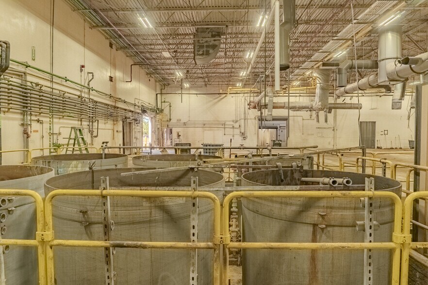 More Photos Of 4611 Wiseman Blvd, San Antonio Manufacturing For Sale