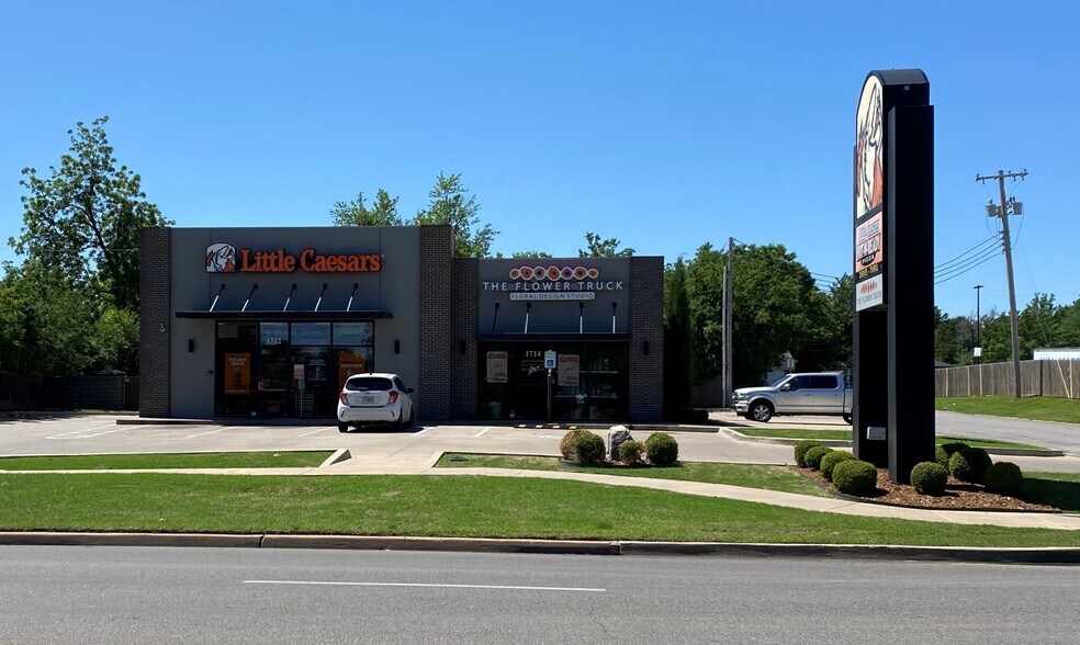 Primary Photo Of 1712-1714 W Britton Rd, The Village Storefront For Lease