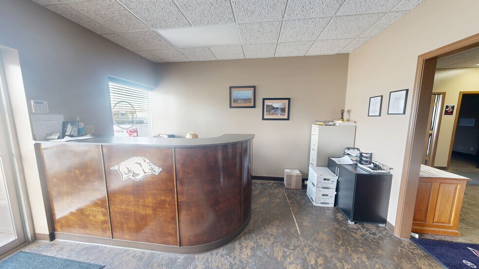 More Photos Of 783 W Morris Ave, Springdale Warehouse For Sale