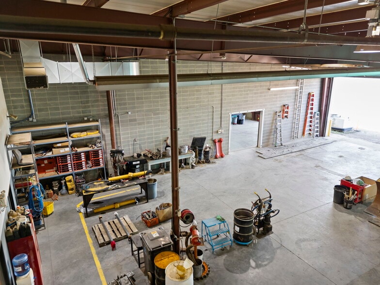 More Photos Of 259 Burnt Park Dr, Red Deer County Service For Lease