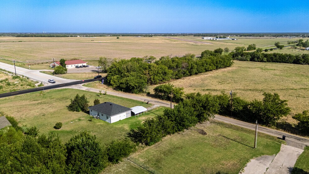More Photos Of 4433 FM 1565, Caddo Mills Flex For Sale