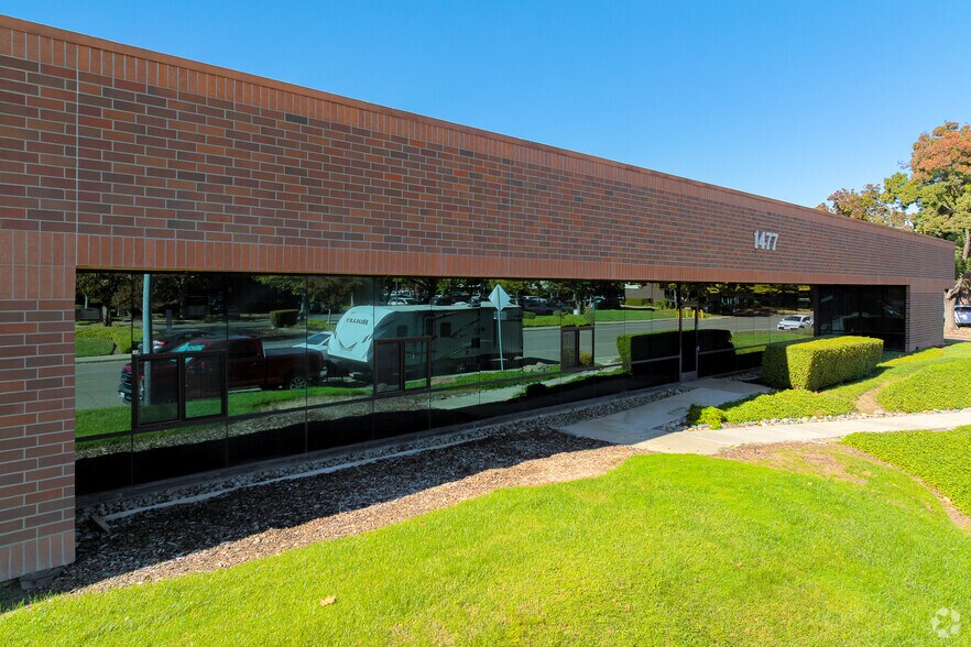 More Photos Of 1477 Drew Ave, Davis Office For Lease