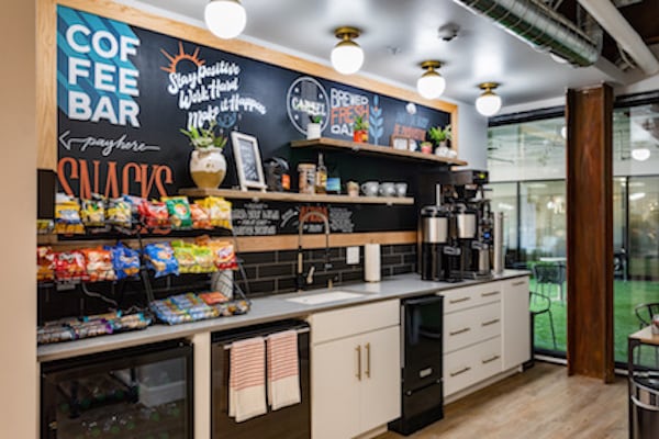 More Photos Of 7400 N Oracle Rd, Tucson Office For Sale