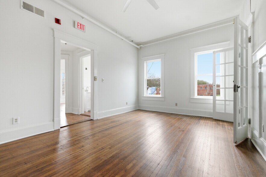 More Photos Of 483 Moreland Ave, Atlanta Office For Lease