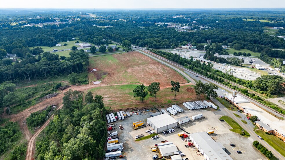 More Photos Of 433 U.S. 41, Forsyth Land For Sale