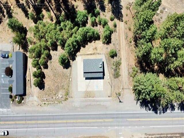 More Photos Of 620 E Sierra Ave, Portola Restaurant For Sale