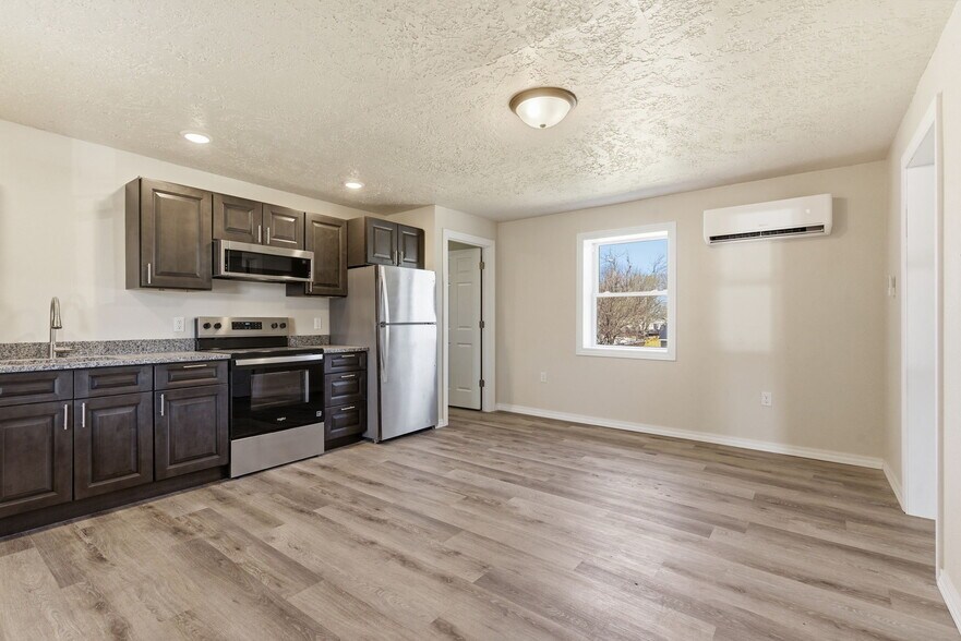 More Photos Of 301 Mount Vernon Blvd, Mount Vernon Apartments For Sale