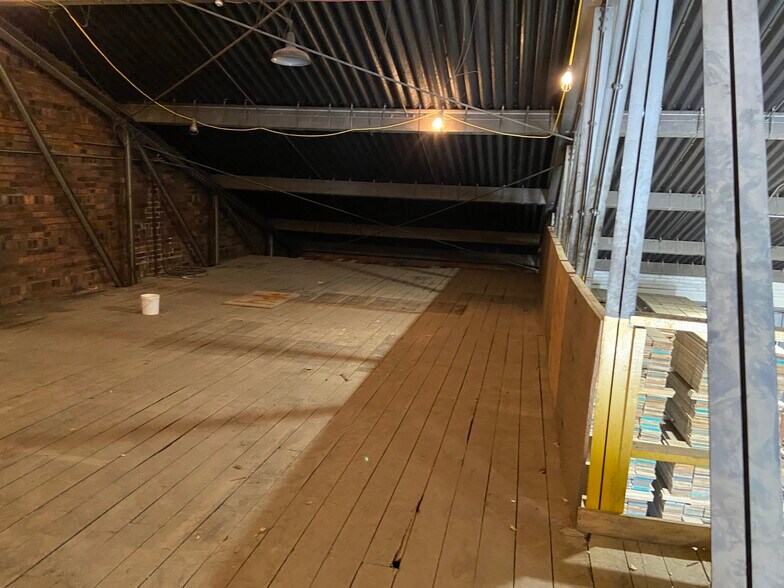 More Photos Of 501 Robb St, McKees Rocks Warehouse For Sale