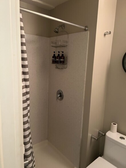 More Photos Of 260 S 4th St, Columbus Apartments For Sale