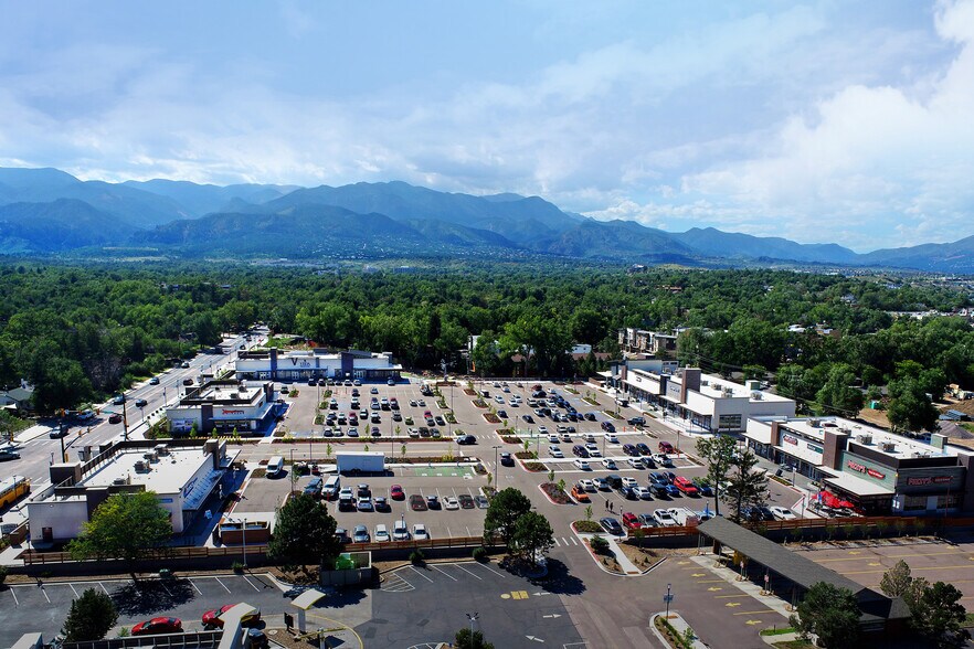 More Photos Of 100 E Cheyenne Rd, Colorado Springs Storefront For Lease