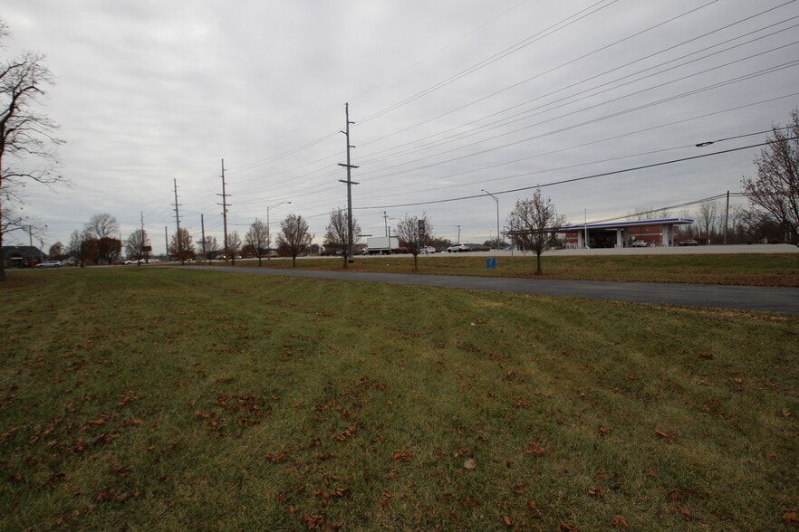 More Photos Of 0 Jackson Street St, Muncie Land For Sale