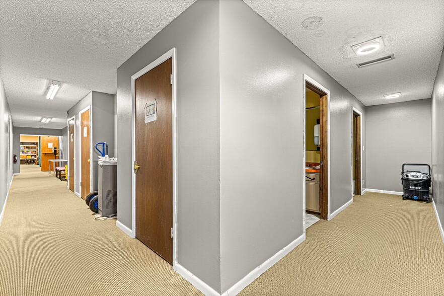 More Photos Of 484 Emerald Rd, Ocala Religious Facility For Sale