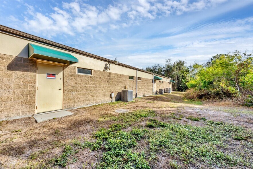 More Photos Of 1578 El Jobean Rd, Port Charlotte Office For Lease
