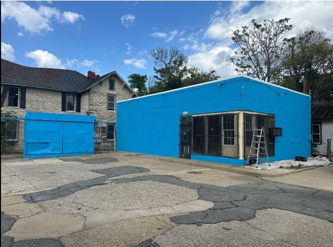 More Photos Of 414 S John St, Goldsboro General Retail For Sale