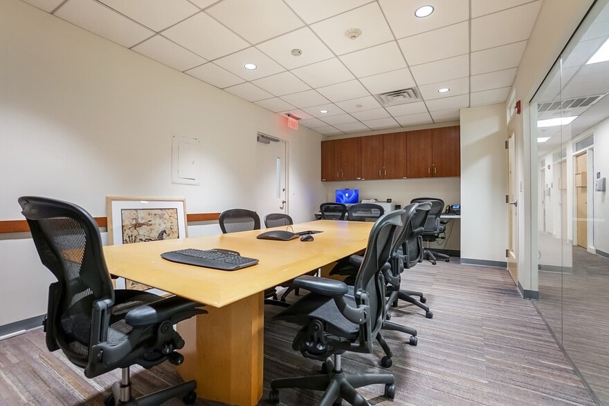 More Photos Of 20 Hope Ave, Waltham Medical For Sale