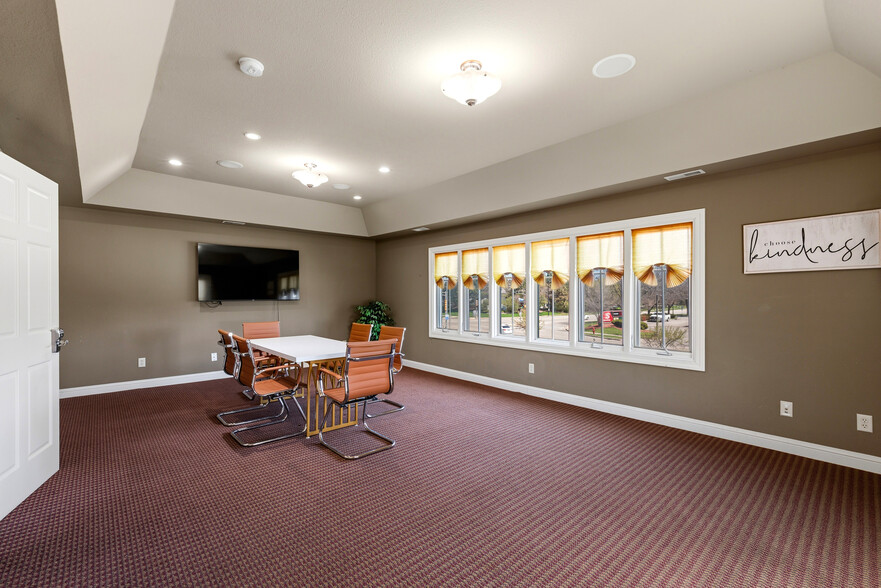 More Photos Of 6165 N Green Bay Ave, Glendale Office For Sale