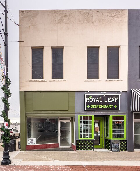 Primary Photo Of 126 E Choctaw Ave, Mcalester General Retail For Lease