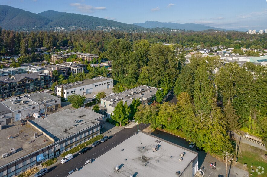 More Photos Of 1000 Roosevelt Cres, North Vancouver District Office For Sale