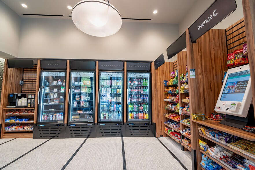 More Photos Of 2000 McKinney Ave, Dallas Office For Lease