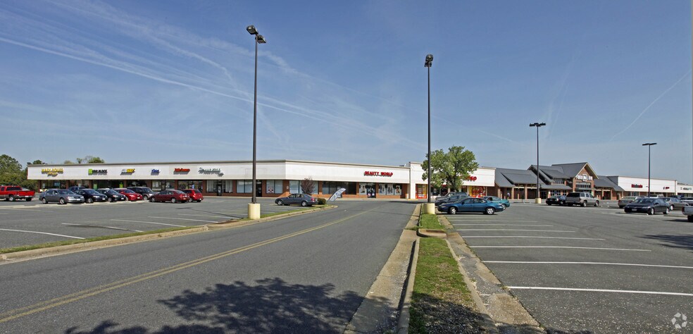 More Photos Of 4800-4808 George Washington Hwy, Portsmouth Unknown For Lease