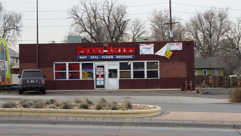 More Photos Of 47 S Federal Blvd, Denver Flex For Sale
