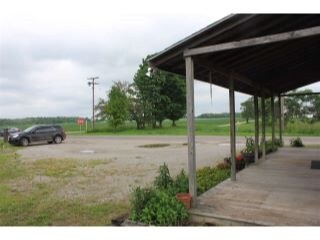 More Photos Of 8040 E 500 S, Wolcottville Storefront For Sale