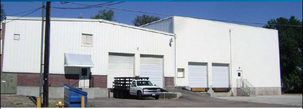 Primary Photo Of 1315 Lamar St, Lakewood Warehouse For Lease
