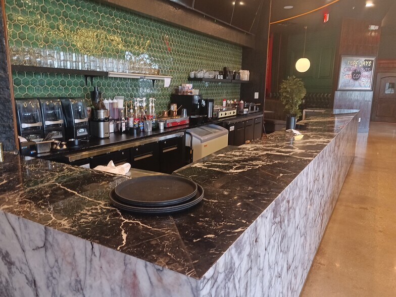 More Photos Of 12225 Westheimer Rd, Houston Freestanding For Lease