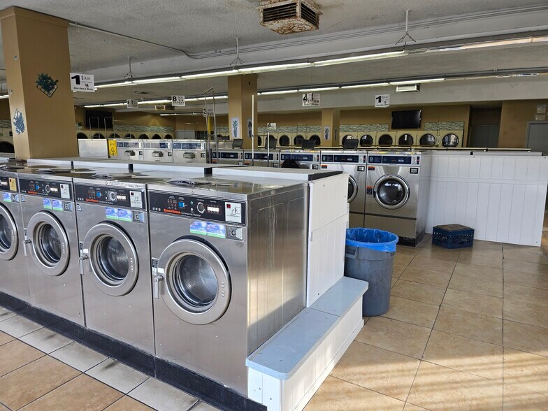 More Photos Of 9018-9022 Avalon Blvd, Los Angeles Storefront Retail Office For Sale