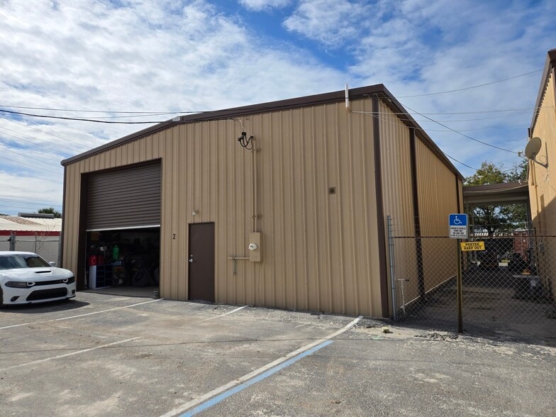 More Photos Of 8535 Rees St, Port Richey Service Station For Sale