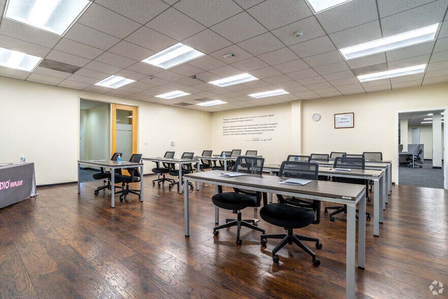 More Photos Of 2729 Bristol St, Costa Mesa Medical For Sale