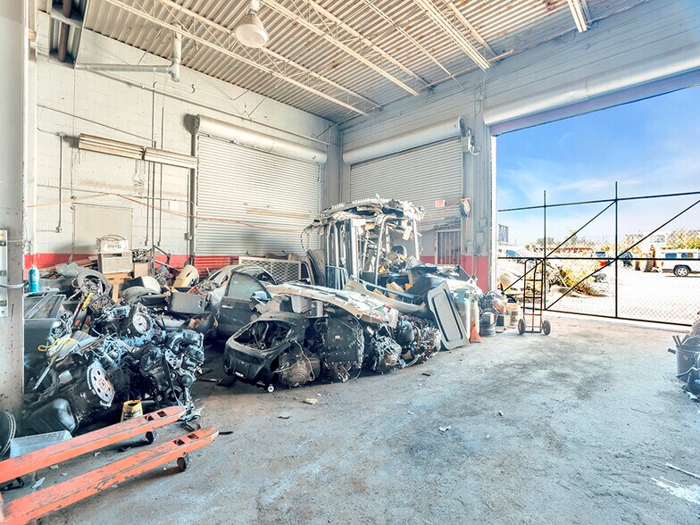 More Photos Of 7780 Majestic Ave, Detroit Warehouse For Sale